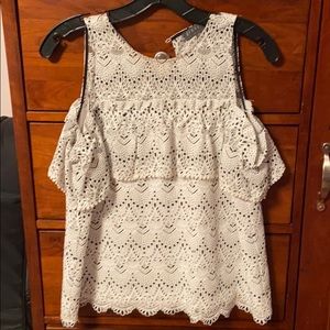 High line eyelet white top